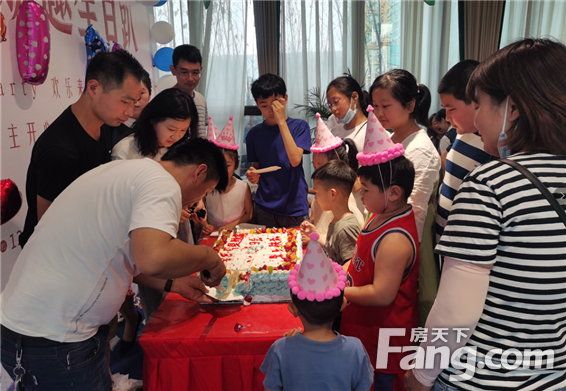 “雅苑幸福家 欢趣生日趴”珍宝岛香缇雅苑5月小业主生日会圆满落幕！
