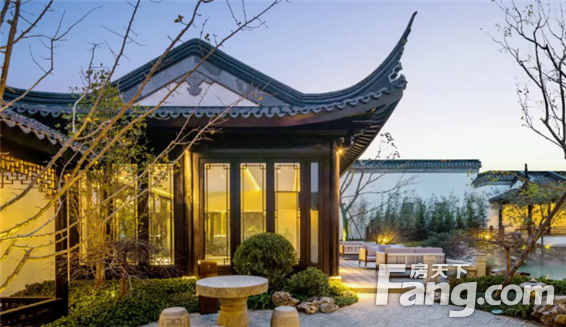 崇文院 | 一角飞檐，一片瓦当，看尽中式屋檐下的东方美学